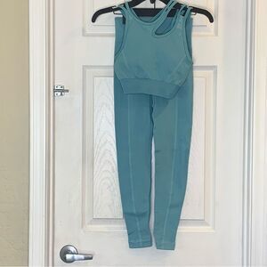 Gymshark Ultra Seamless Strappy Turquoise Sports Bra and Leggings Size Small